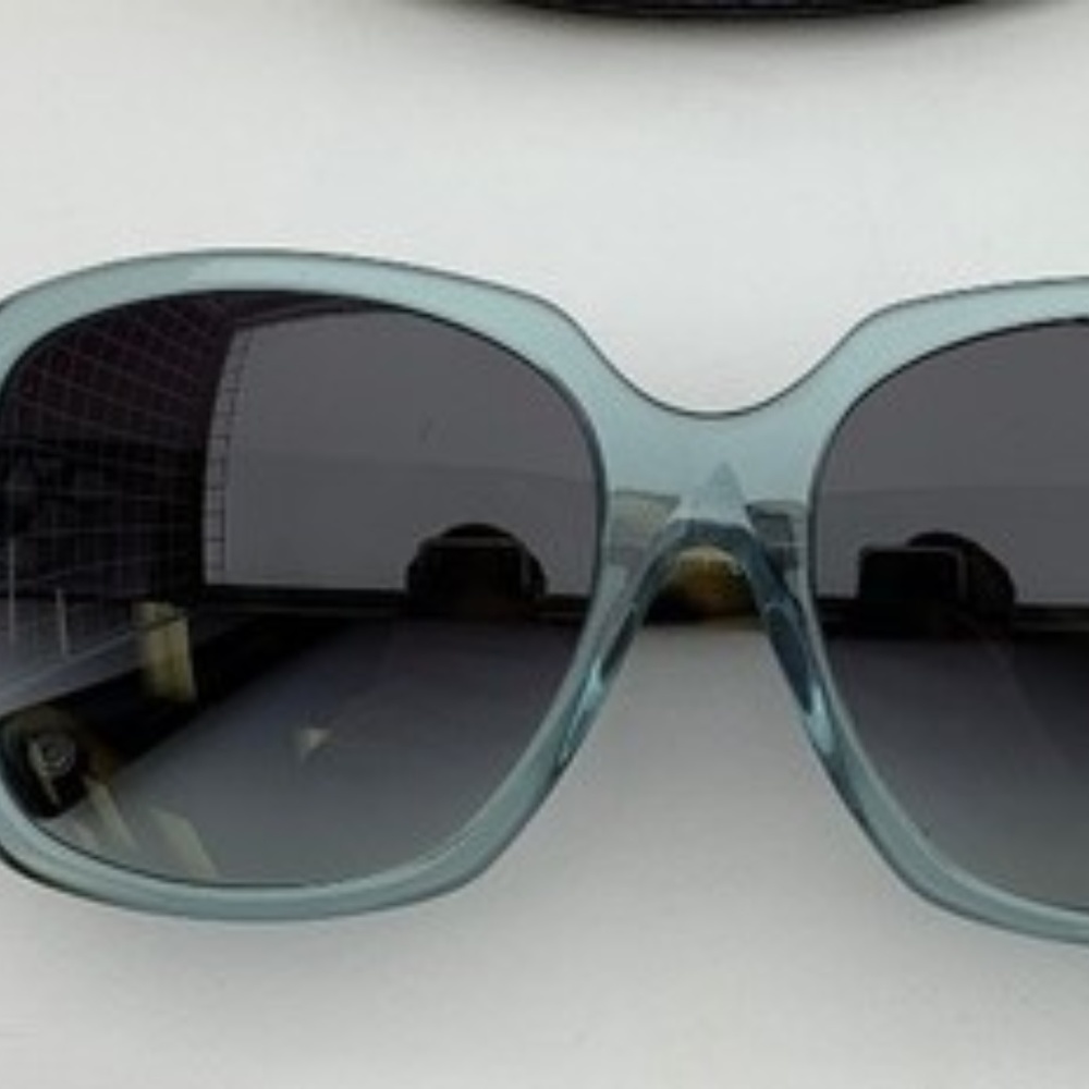 Coach Sunglasses with case